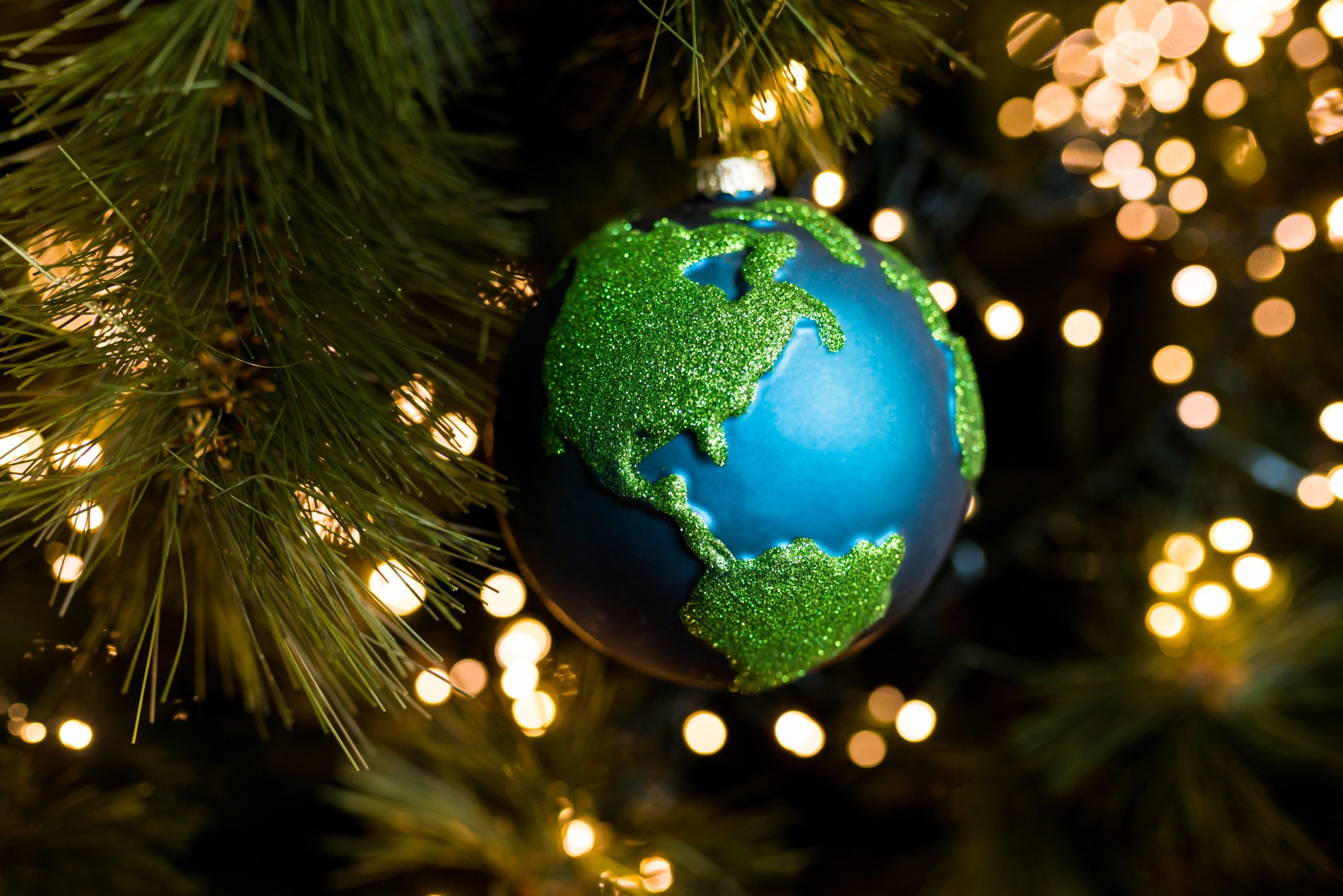Noël Autour du Monde : Découvrez les Traditions Festives de Différents Pays